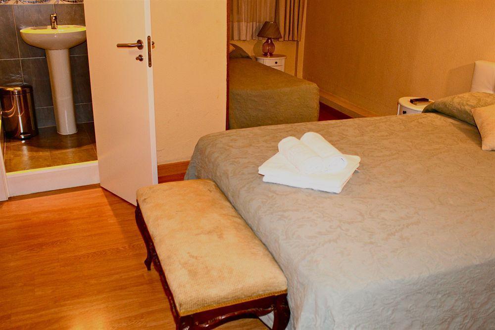 Hostal Montecarlo Madrid Eksteriør bilde