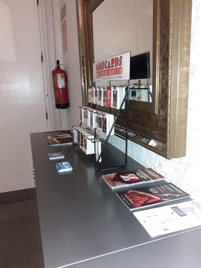 Hostal Montecarlo Madrid Eksteriør bilde
